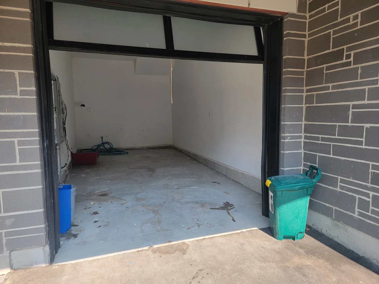 After — Garage Bagged Waste Cleanup in Oshawa in Oshawa